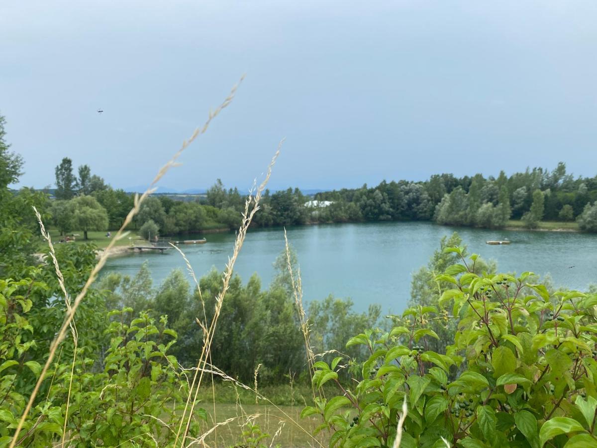 Privatzimmer Und Ferienwohnungen Leeb Persenbeug Екстер'єр фото